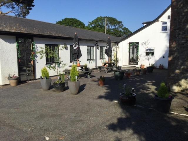 The Thelbridge Cross Inn Crediton Eksteriør bilde